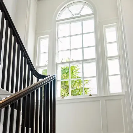 Lonsdale House Boutique 울버스톤