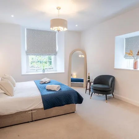 Lonsdale House Boutique 4*