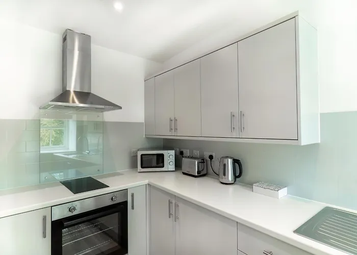 Apart-hotel Lonsdale House Boutique 4*