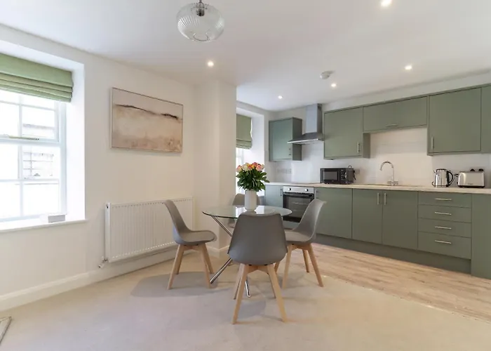 Lonsdale House Boutique Apart-hotel 4*