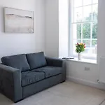 Lonsdale House Boutique