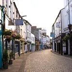 Lonsdale House Boutique