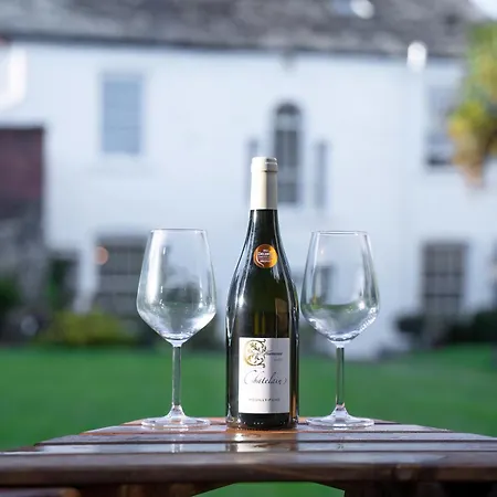 Aparthotel Lonsdale House Boutique 4*