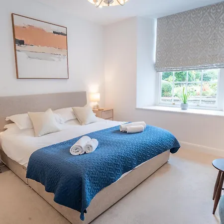 Aparthotel Lonsdale House Boutique 4*