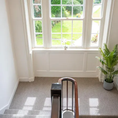 Aparthotel Lonsdale House Boutique 4*